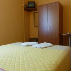 Отель Bed & Breakfast Alda Anselmi Марчиана сейф в номере