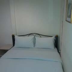 Апартаменты Freesia Saladaeng Silom Apartments Бангкок фото 10