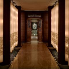 Отель The Peninsula Bangkok Таиланд, Бангкок - 1 отзыв об отеле, цены и фото номеров - забронировать отель The Peninsula Bangkok онлайн интерьер отеля