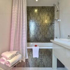 Отель Hôtel Le Quartier Bercy Square - Paris ванная фото 2