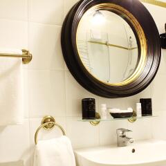 Отель Milford Suites Budapest ванная