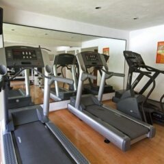 Отель Fiesta Inn Airport Мехико фитнесс-зал фото 2