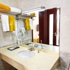 Отель Jinshang Time Hotel (Xi'an Jixiang Road branch) Китай, Сиань - отзывы, цены и фото номеров - забронировать отель Jinshang Time Hotel (Xi'an Jixiang Road branch) онлайн ванная