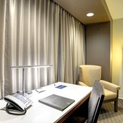 Отель Hilton Columbus Downtown США, Колумбус - отзывы, цены и фото номеров - забронировать отель Hilton Columbus Downtown онлайн удобства в номере фото 2