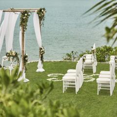 Отель Four Seasons Resort Bali at Jimbaran Bay фото 2