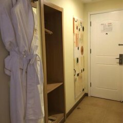 Commune 1958 boutique theme hotel Пекин сейф в номере
