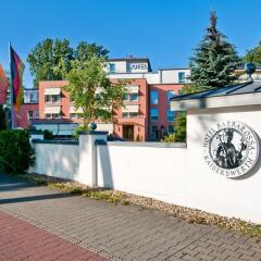 Hotel Barbarossa парковка