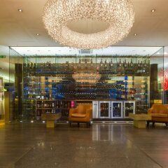 Отель Radisson Blu Media Harbour Hotel, Düsseldorf Германия, Дюссельдорф - отзывы, цены и фото номеров - забронировать отель Radisson Blu Media Harbour Hotel, Düsseldorf онлайн интерьер отеля фото 2