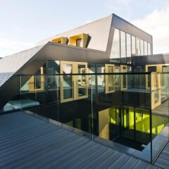 Отель Sleep Well Youth Hostel Бельгия, Брюссель - 2 отзыва об отеле, цены и фото номеров - забронировать отель Sleep Well Youth Hostel онлайн бассейн