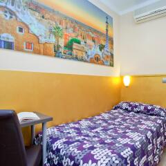 Отель Hostal Barcelona Барселона комната для гостей фото 3
