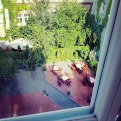 Отель Garden Boutique Residence бассейн