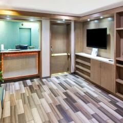 Отель Travelodge Culver City интерьер отеля