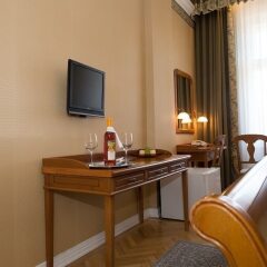 Отель Grand Hotel Aranybika Венгрия, Дебрецен - 8 отзывов об отеле, цены и фото номеров - забронировать отель Grand Hotel Aranybika онлайн удобства в номере