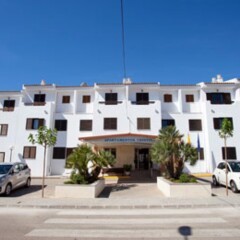 Отель Apartamentos Cristina парковка