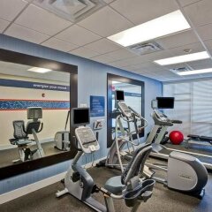 Отель Hampton Inn Suites Sarasota/Bradenton Airport фитнесс-зал фото 4