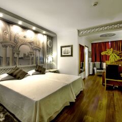 Hotel President комната для гостей фото 4