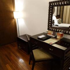 Отель Manila Lotus Hotel Филиппины, Манила - отзывы, цены и фото номеров - забронировать отель Manila Lotus Hotel онлайн удобства в номере