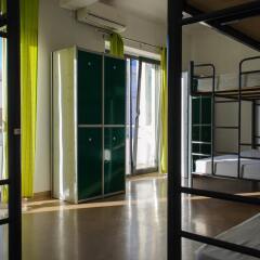 Hans Brinker Hostel Lisbon балкон