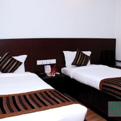 Отель Park Village by KGH Group Непал, Катманду - отзывы, цены и фото номеров - забронировать отель Park Village by KGH Group онлайн сейф в номере