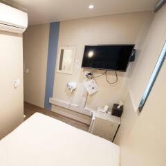 Отель K-guesthouse Sinchon 2 удобства в номере