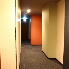 Отель Khaosan Fukuoka Annex Хаката интерьер отеля