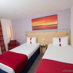 Отель Holiday Inn Express London Stansted детские мероприятия