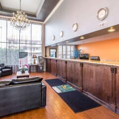 Отель Quality Inn & Suites Bell Gardens Белл Гарденс гостиничный бар