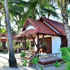 Отель First Bungalow Beach Resort