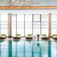 Renaissance Minsk Hotel бассейн фото 3