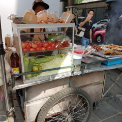 Отель Bangkok Luxury Suites Pyne