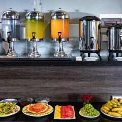 Отель Babylon Garden Inn питание фото 3