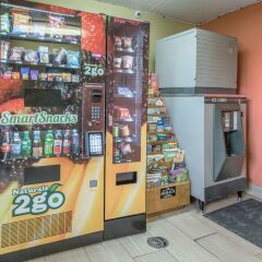 Отель Motel 6 Columbus - Worthington США, Колумбус - отзывы, цены и фото номеров - забронировать отель Motel 6 Columbus - Worthington онлайн банкомат
