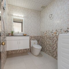 Отель Premium Beach Hotels & Apartments Вьетнам, Вунгтау - отзывы, цены и фото номеров - забронировать отель Premium Beach Hotels & Apartments онлайн ванная