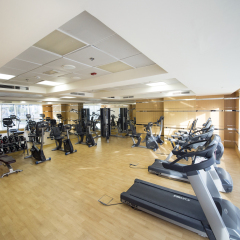 Отель Barcelo Residences Dubai Marina фитнесс-зал