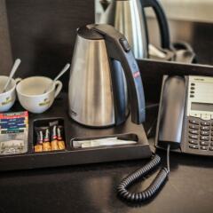 Отель Old Town Square Hotel Чехия, Прага - отзывы, цены и фото номеров - забронировать отель Old Town Square Hotel онлайн удобства в номере фото 2