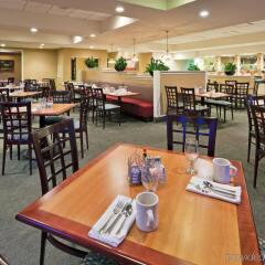 Отель Holiday Inn Washington Georgetown Hotel США, Вашингтон - отзывы, цены и фото номеров - забронировать отель Holiday Inn Washington Georgetown Hotel онлайн питание фото 2