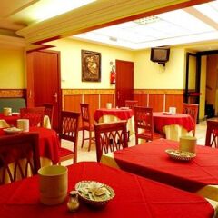 Flower Garden Hotel гостиничный бар