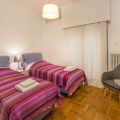 Отель Gemini - Wonderful apartment in Kolonaki Греция, Афины - отзывы, цены и фото номеров - забронировать отель Gemini - Wonderful apartment in Kolonaki онлайн комната для гостей