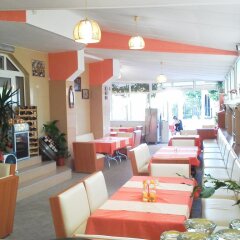 Отель Krasi Hotel Болгария, Равда - отзывы, цены и фото номеров - забронировать отель Krasi Hotel онлайн питание