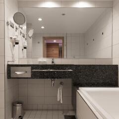 Отель Hilton Helsinki Kalastajatorppa 4* Номер Делюкс с 2 отдельными кроватями фото 3