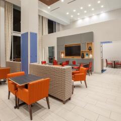 Отель Holiday Inn Express & Suites Indianapolis NE - Noblesville гостиничный бар