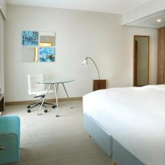 Отель Courtyard by Marriott Brussels EU Бельгия, Брюссель - 1 отзыв об отеле, цены и фото номеров - забронировать отель Courtyard by Marriott Brussels EU онлайн комната для гостей фото 3