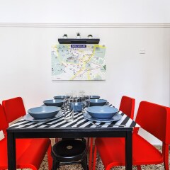 Апартаменты Hippy Decorated 2 Bedrooms Apartment Афины помещение для мероприятий