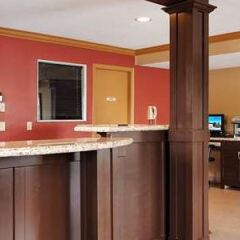 Отель Best Western Maple Ridge Hotel Канада, Мэйпл-Ридж - отзывы, цены и фото номеров - забронировать отель Best Western Maple Ridge Hotel онлайн в номере