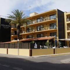 Adia Hotel Cunit Playa спортивное сооружение