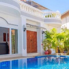 Отель Baan Kanittha - 6 Bedrooms GT Pool Villa бассейн фото 3