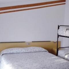Hotel Tenesi Манерба-дель-Гарда сейф в номере