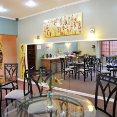 Отель Culture Crossroads Inn питание