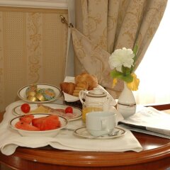 Hotel Relais Patrizi в номере