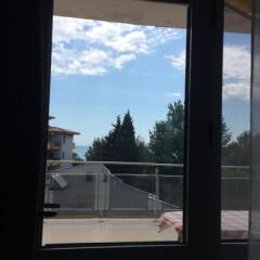Отель Black Sea View Apartments Болгария, Равда - отзывы, цены и фото номеров - забронировать отель Black Sea View Apartments онлайн комната для гостей фото 3